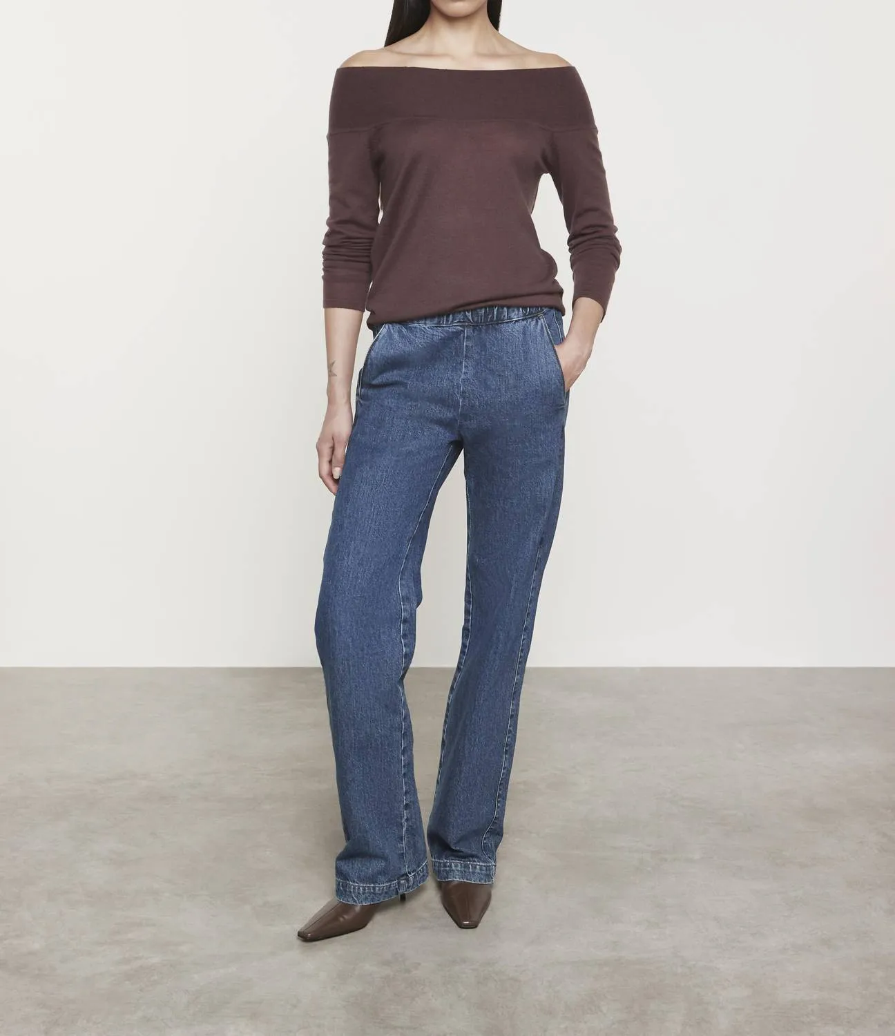 Tissue Cashmere Exposed Shoulder Sweater In Brown