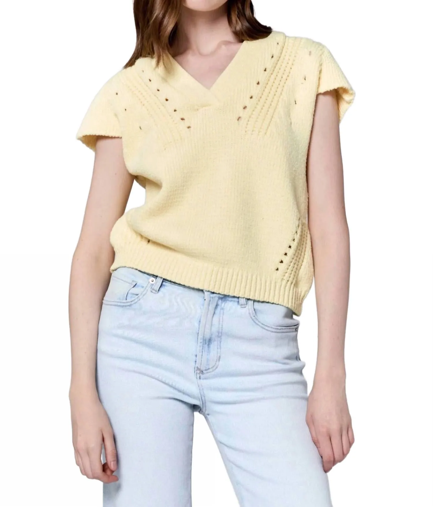 Una V-Neck Sleeveless Sweater In Pale Banana
