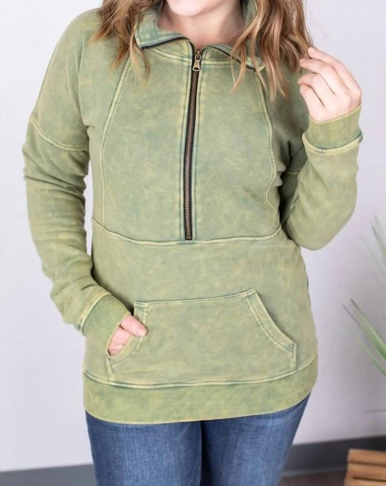 Vintage Wash Half-Zips In Olive