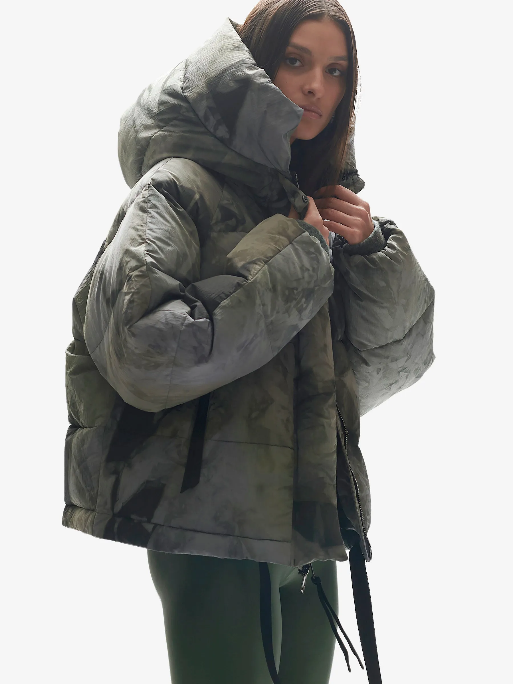 W SHORT DOWN PUFFER - Rekall Tie