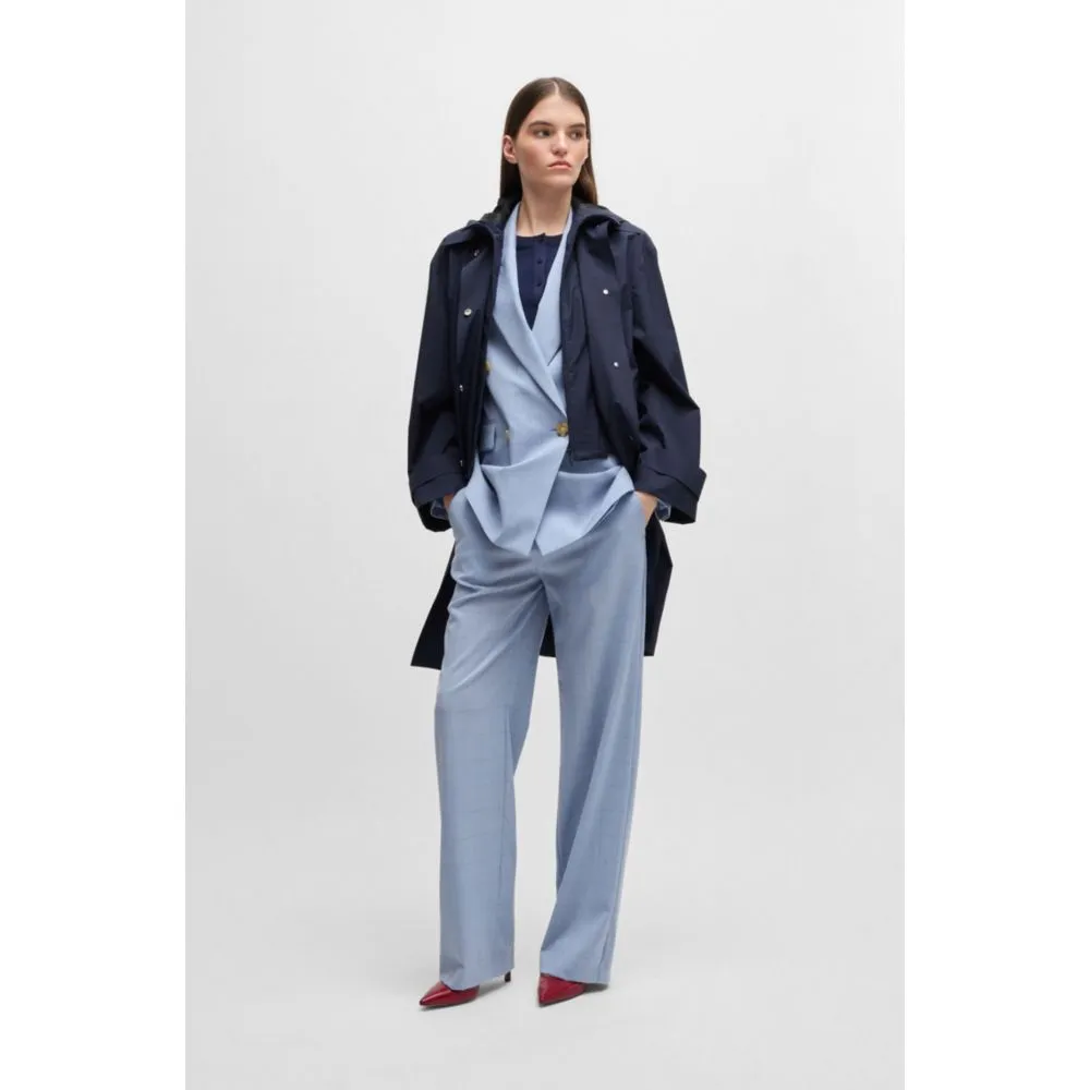 Water-repellent jacket with detachable fleece inner
