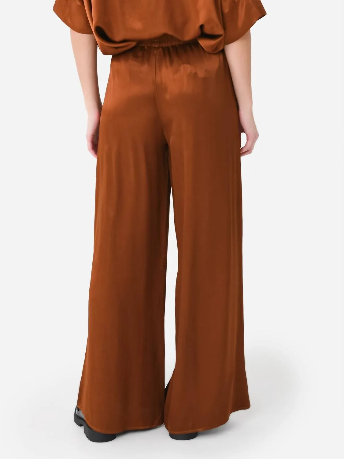 Wide Leg Pant In Rich Brown
