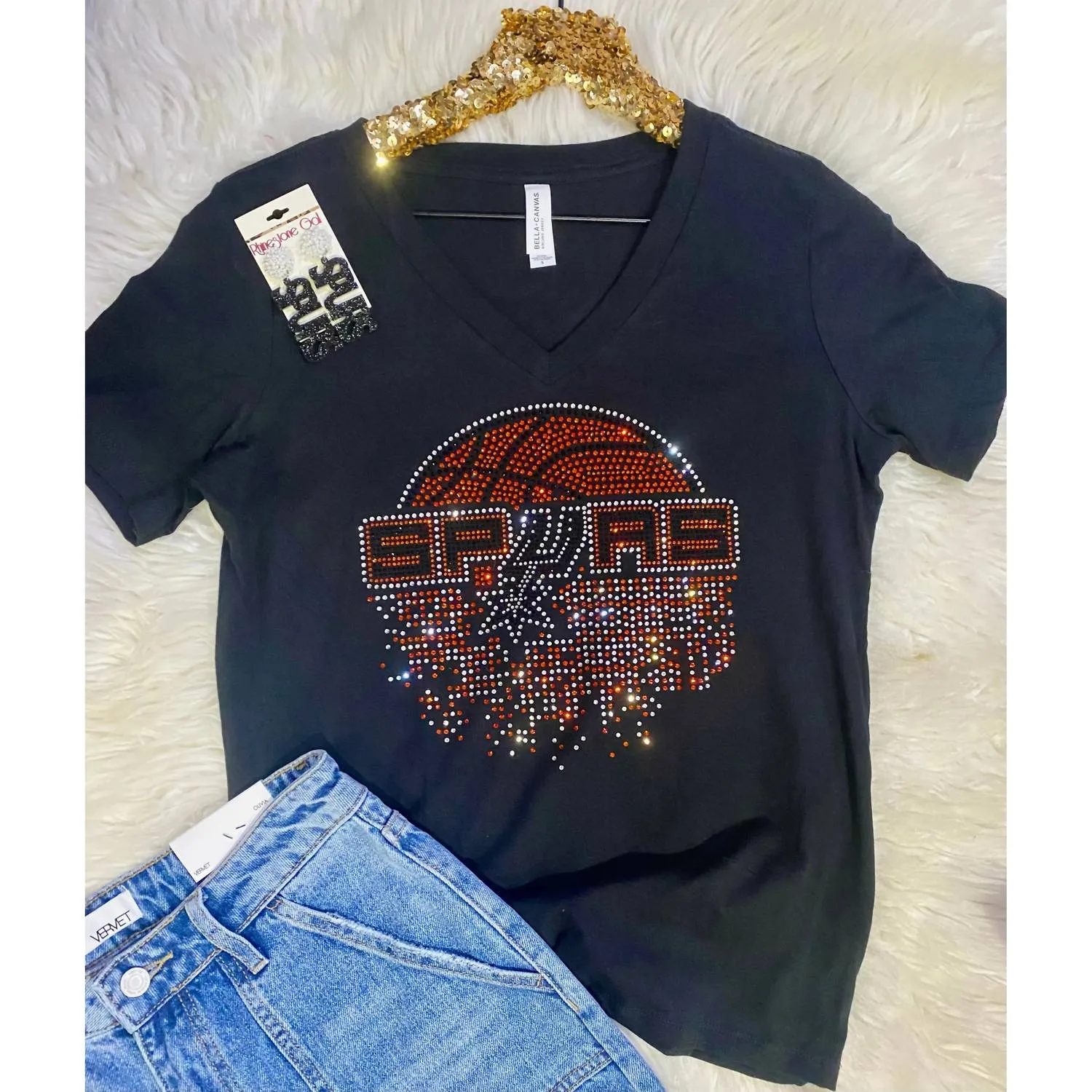 Women's Rhinestone Spurs Basketball V Neck Tee In Black
